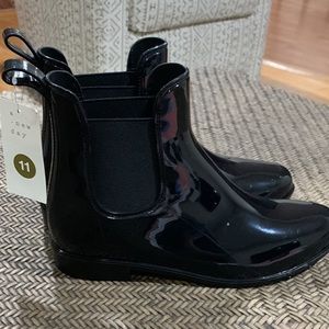New w/Tags Chelsea Rubber Rainboots Size 11